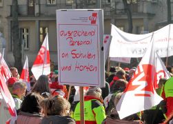 Warnstreik In Jena 150217 028